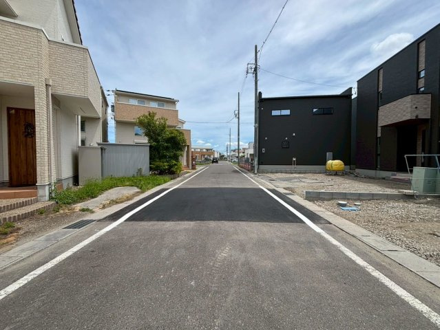 タマタウン　羽島市福寿町本郷（福寿小）　全4区画分譲の前面道路含む現地写真|■前面道路　■ヤマダ不動産　株式会社リライフ　
■夢のマイホーム購入をフルサポートします！