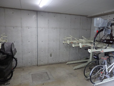 【駐輪場】 | アクティス高田馬場4丁目