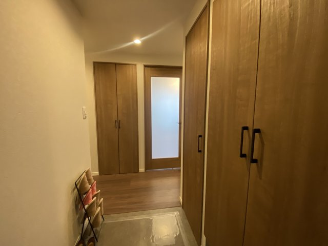 アイランドタワースカイクラブC棟の玄関