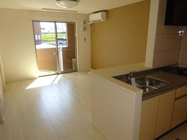 ワタリ　グランディAの居間・リビング