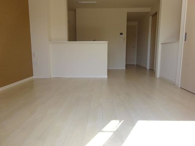 ワタリ　グランディAの居間・リビング