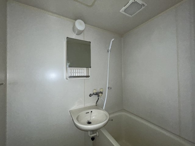 キャンパス本多聞の独立洗面台