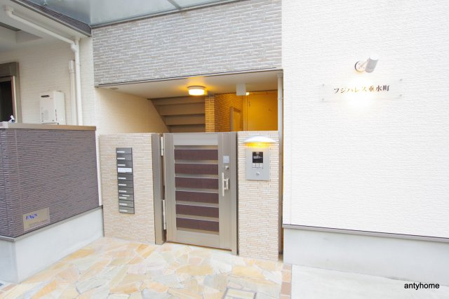 フジパレス垂水町 仲介手数料無料のエントランス