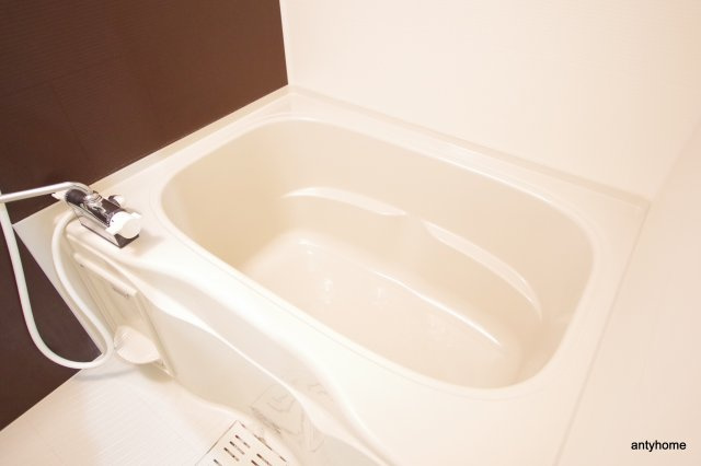 フジパレス垂水町 仲介手数料無料の浴室