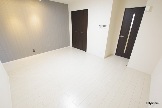 フジパレス垂水町 仲介手数料無料の居間・リビング