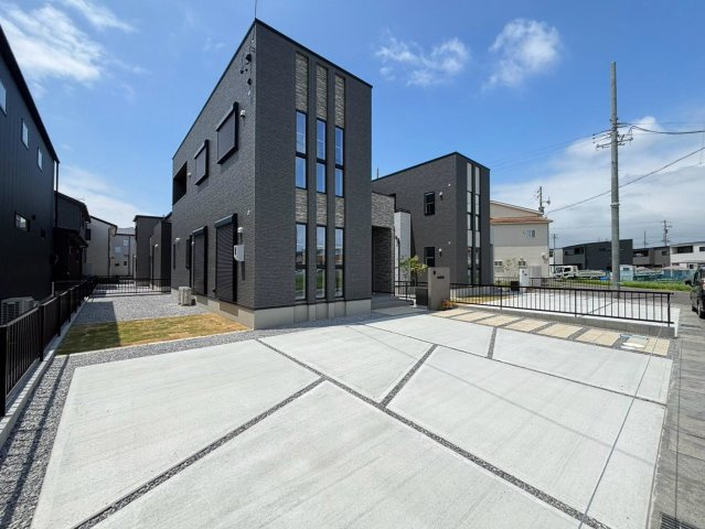 タマタウン　羽島市福寿町本郷（福寿小）　全4区画分譲の外観|■全体写真　
■ヤマダ不動産　株式会社リライフ　