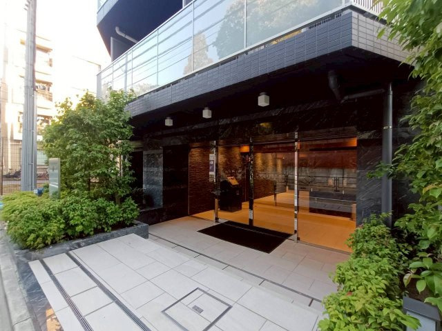 【エントランス】