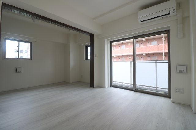 【居間・リビング】