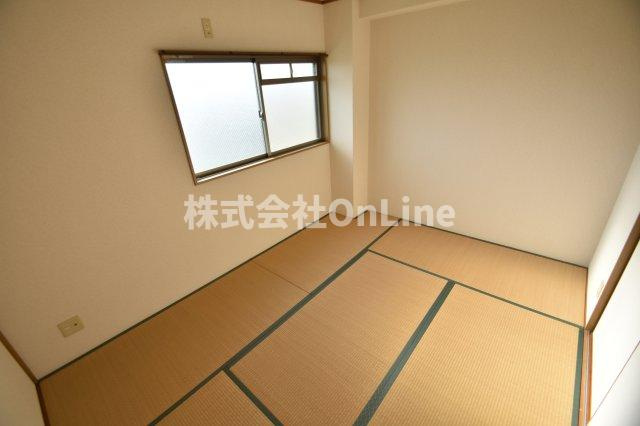 ピュア高安の和室