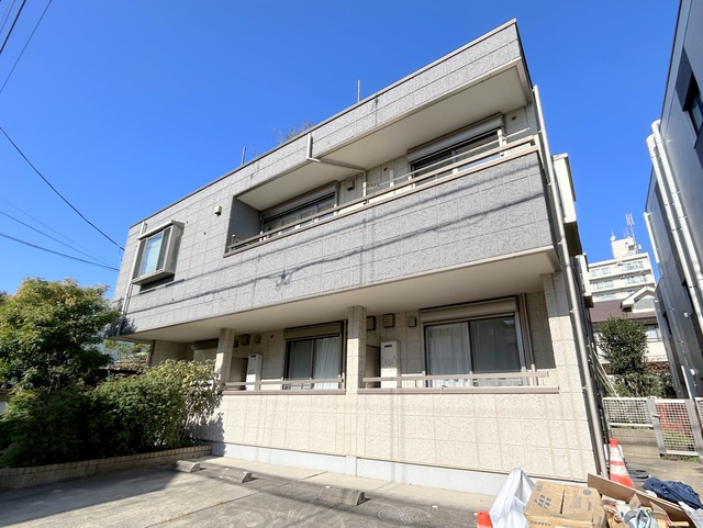 Ｔ．Ｍ　ＨＡＵＳ