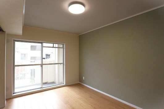 今津浜パークタウン16号棟の洋室