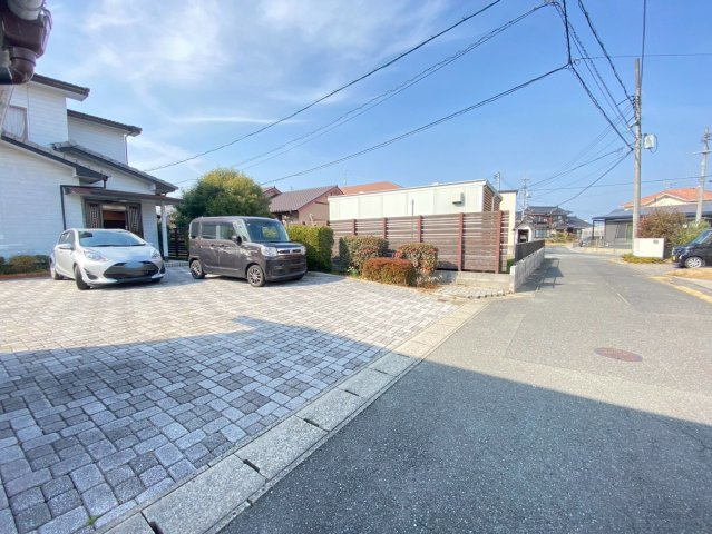 【前面道路含む現地写真】の画像