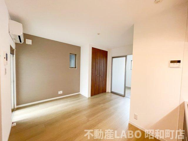 グローハイツ喜連サウスの居間・リビング