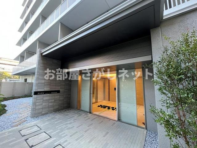 パークアクシス横浜阪東橋【おとり物件なし】#学生・社会人にオススメ！初期費用分割払いOK！のエントランス