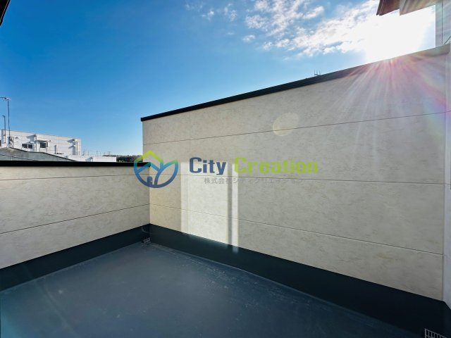 秦野市本町2丁目新築戸建て　1号棟のバルコニー