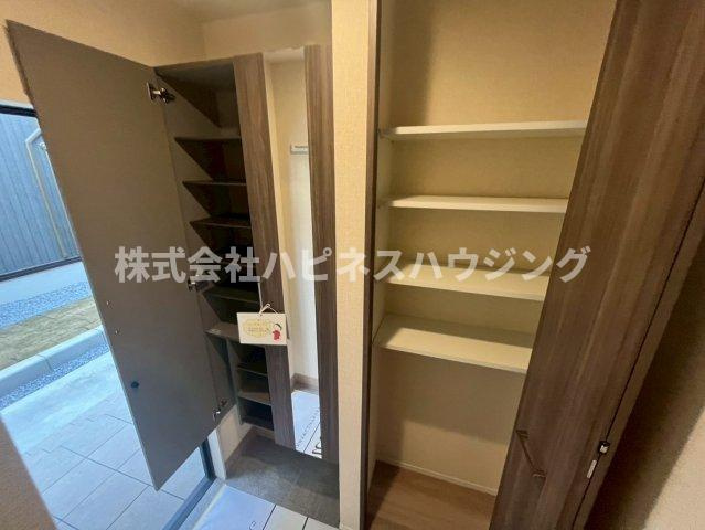 ｶﾐｰﾉｺﾓﾄﾞCaminoComodoの玄関