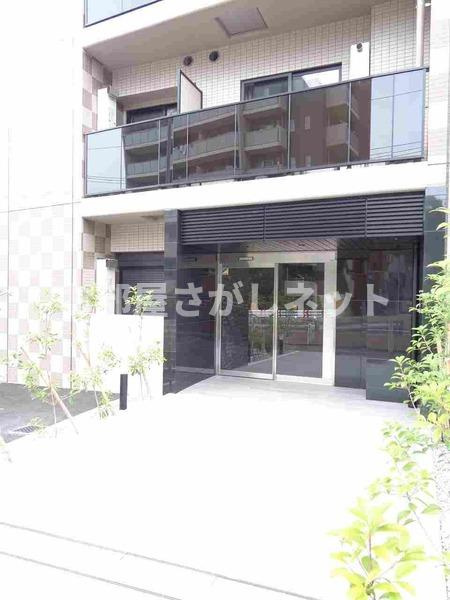 ラフィスタ横浜黄金町のエントランス
