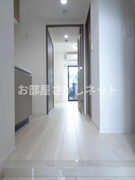 ラフィスタ横浜黄金町の玄関