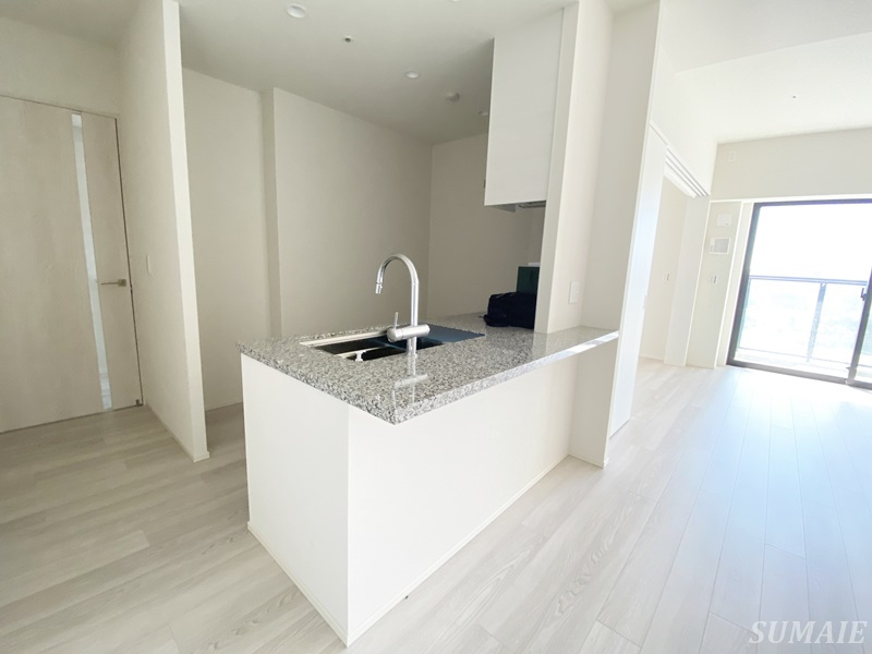 ザ・タワー十条のキッチン|カウンターキッチンです☆