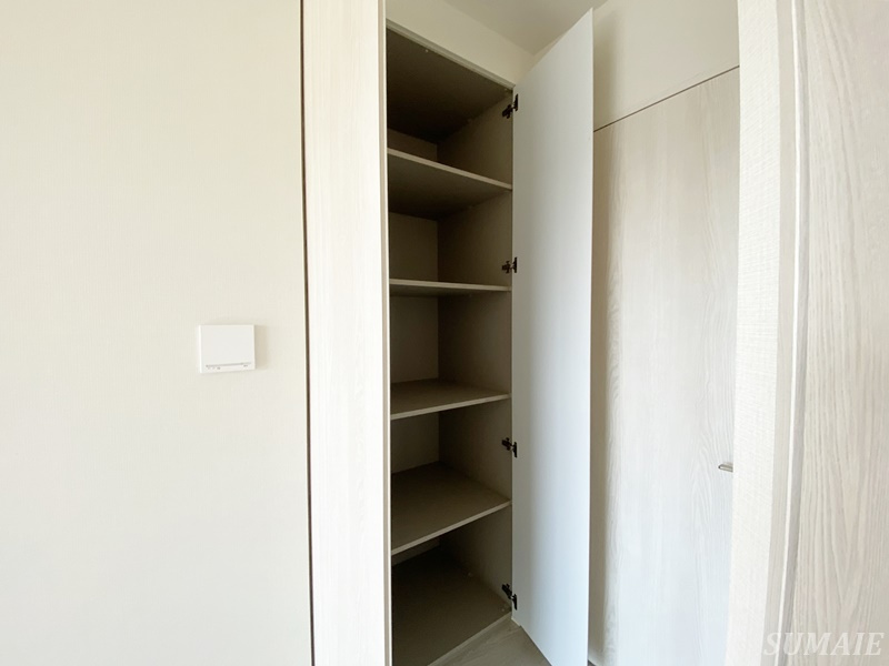 ザ・タワー十条の収納|6.6帖の洋室の収納です☆