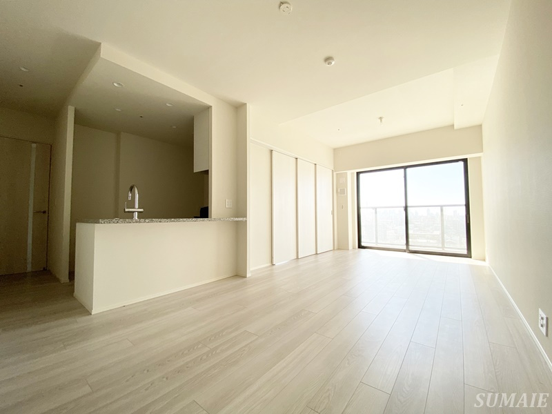 ザ・タワー十条の居間・リビング|17.6帖のリビングです☆