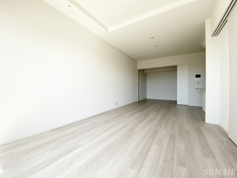 ザ・タワー十条の居間・リビング|別角度から見たリビングです☆