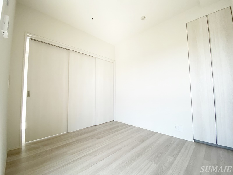 ザ・タワー十条の洋室|別角度から見た5.2帖洋室です☆