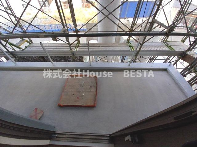 Eastern Wellsのバルコニー