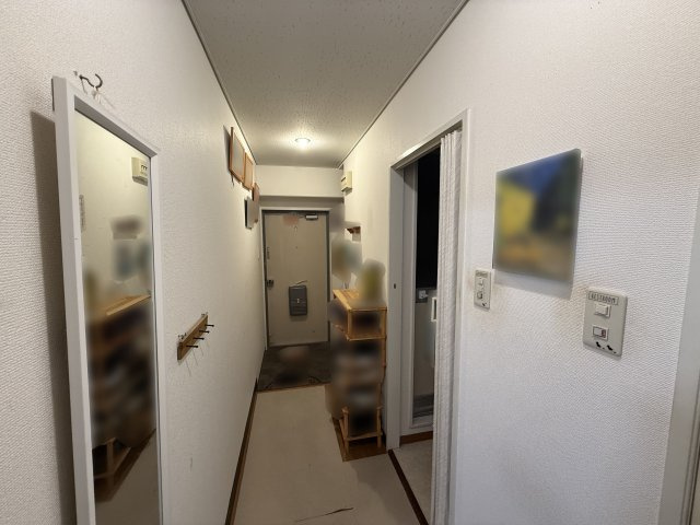 グランドハイツファミールの玄関