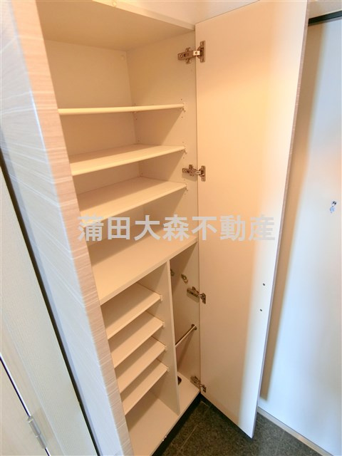 ステージグランデ大森町の収納|玄関収納