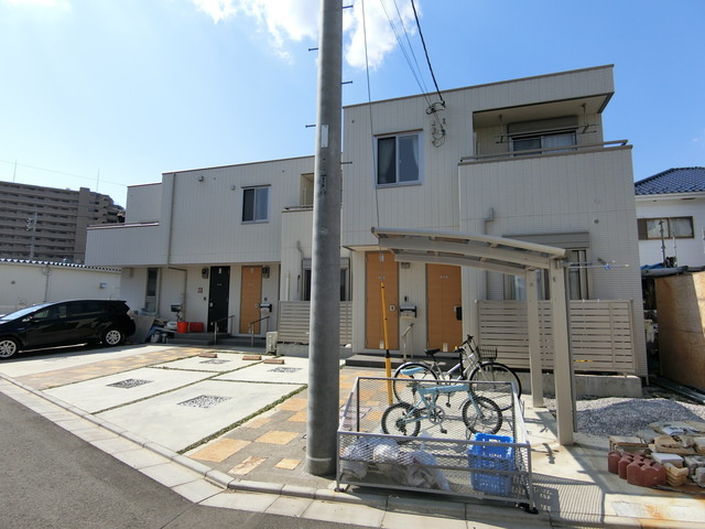 エルフリーデのエントランス|★閑静な住宅街★