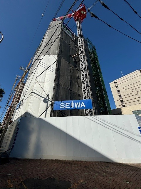 Eastern Wellsの駐車場