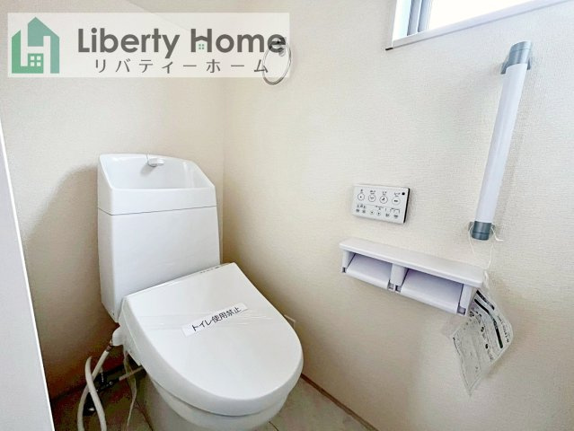 桜川市東桜川第1　新築戸建のトイレ
