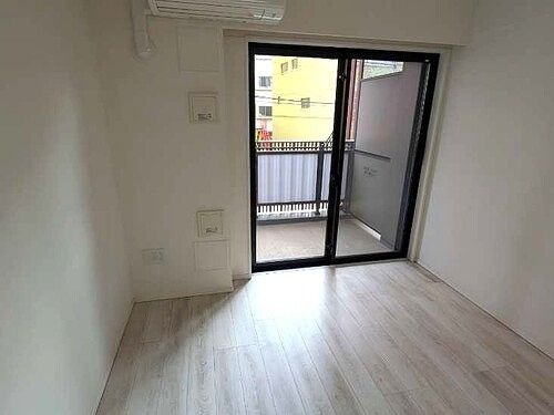 ライオンズ東京三ノ輪ミレスのバルコニー