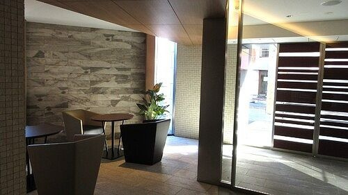 ライオンズ東京三ノ輪ミレスのロビー