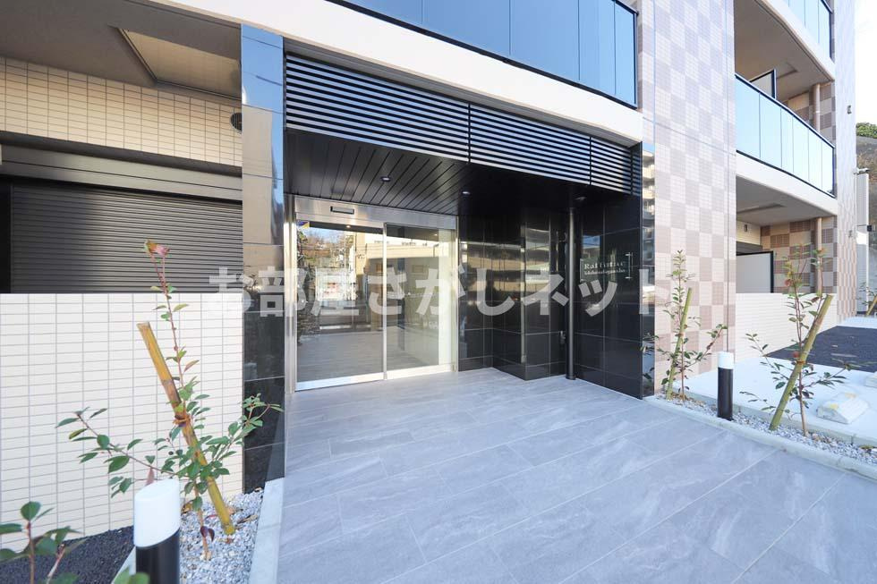 ラフィスタ横浜黄金町【おとり物件なし】#学生・社会人にオススメ！初期費用分割払いOK！のエントランス
