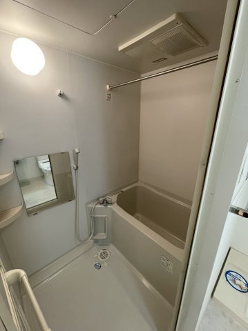 リアライズ高畑　名古屋市賃貸　仲介手数料無料の浴室