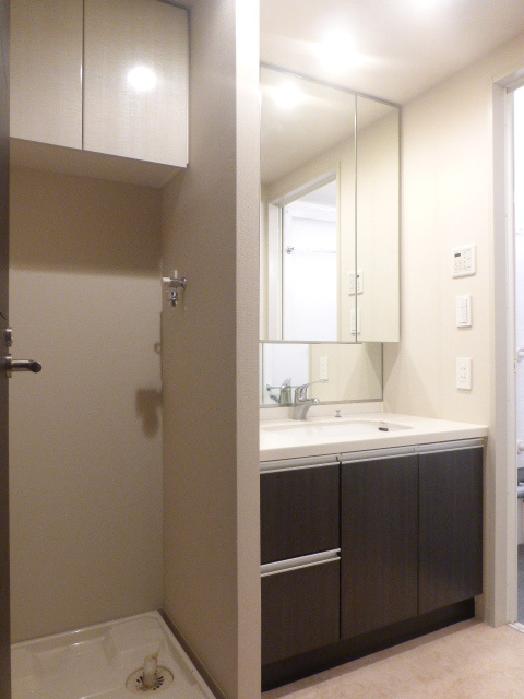 パークコート・ジオ永田町の独立洗面台|※別室参考画像