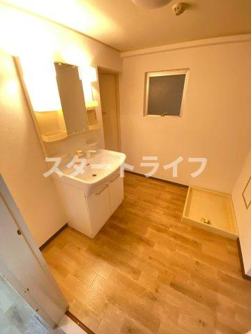 大阪市東淀川区西淡路１丁目の賃貸マンションの洗面所