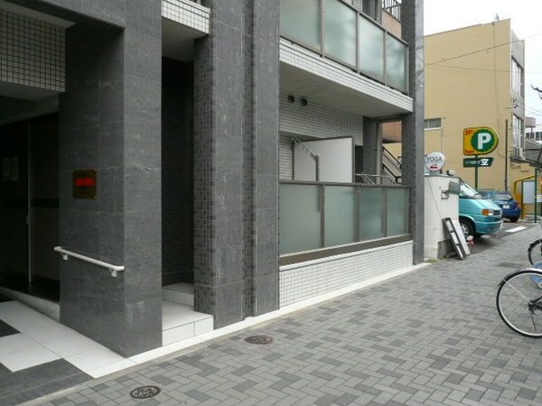 フローライト上前津のその他