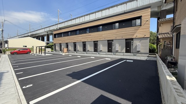 ヘスティアの駐車場