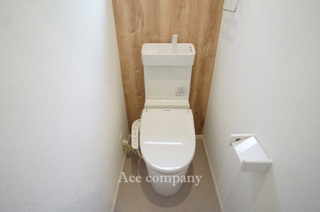 【トイレ】 | 八尾市本町2丁目 | トイレは1階と2階の2ヶ所に完備♪ともに同仕様のシャワートイレです☆