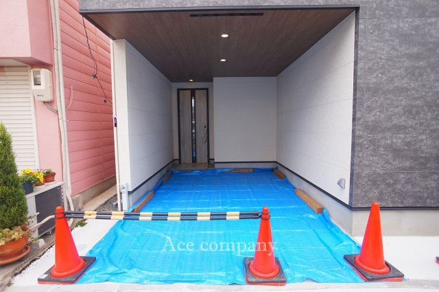 【駐車場】 | 八尾市本町2丁目 | 玄関は電子キーシステムで解施錠です☆