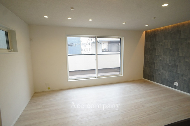 【居間・リビング】 | 八尾市本町2丁目 | 【LDK：15.33帖】