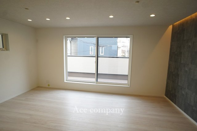 【居間・リビング】 | 八尾市本町2丁目 | 【LDK：15.33帖】