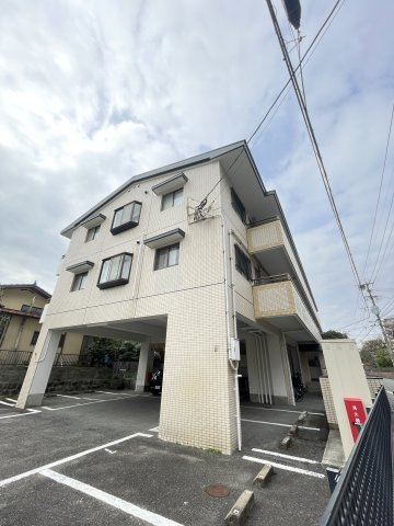 ガーデンハイツ田島の外観