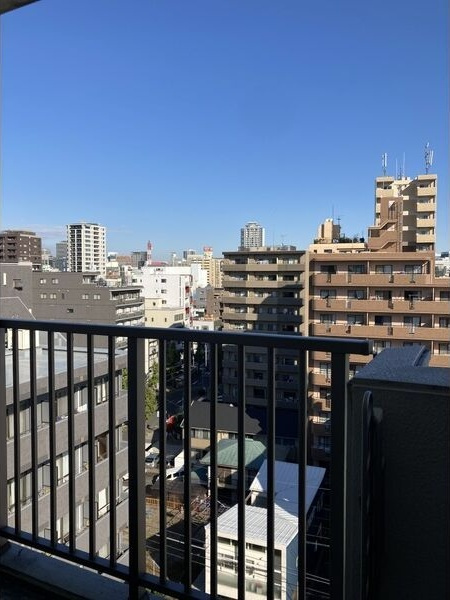 フローライト上前津のバルコニー