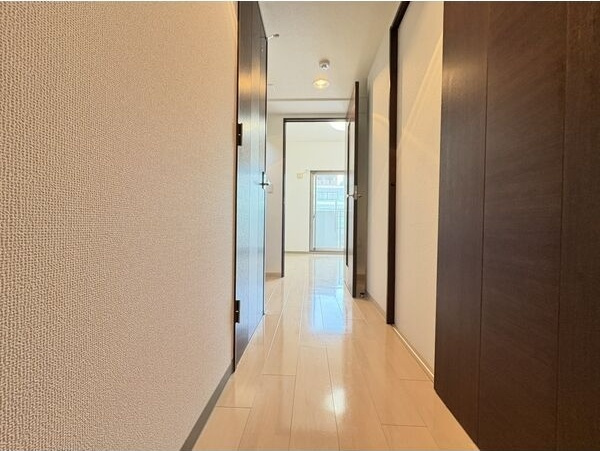 フローライト上前津の玄関