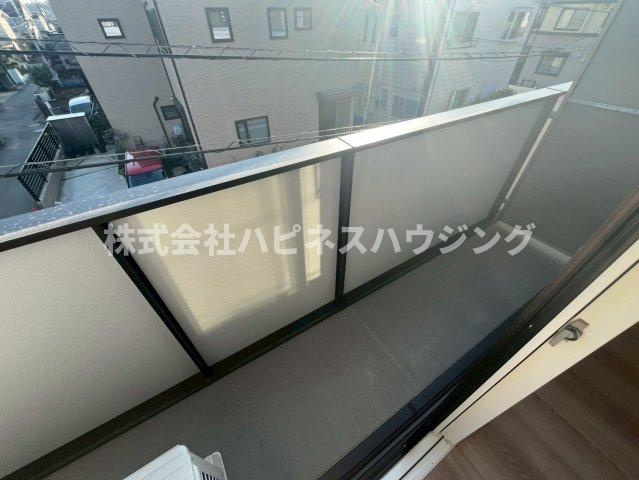 ｶﾐｰﾉｺﾓﾄﾞCaminoComodoのバルコニー