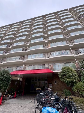 クローバーハイツ森小路二号棟の外観